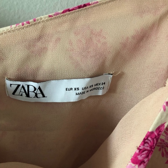Zara | Blogger’s favourite pink crop top - Picture 13 of 15